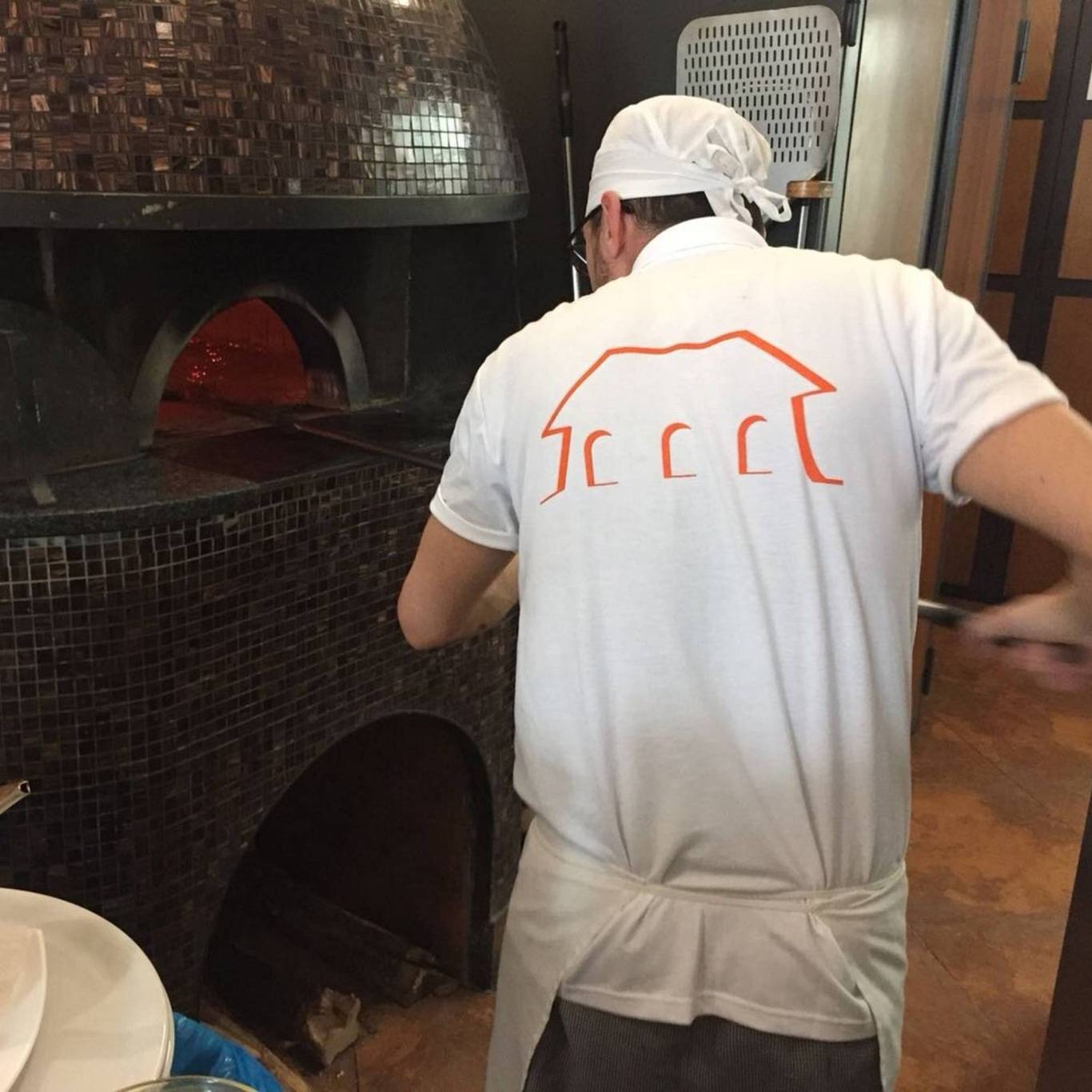 oc-hotel-i-casali-roma-ristorante-passione-per-la-pizza-4-verticale oc-hotel-i-casali-roma-ristorante-passione-per-la-pizza-4-verticale