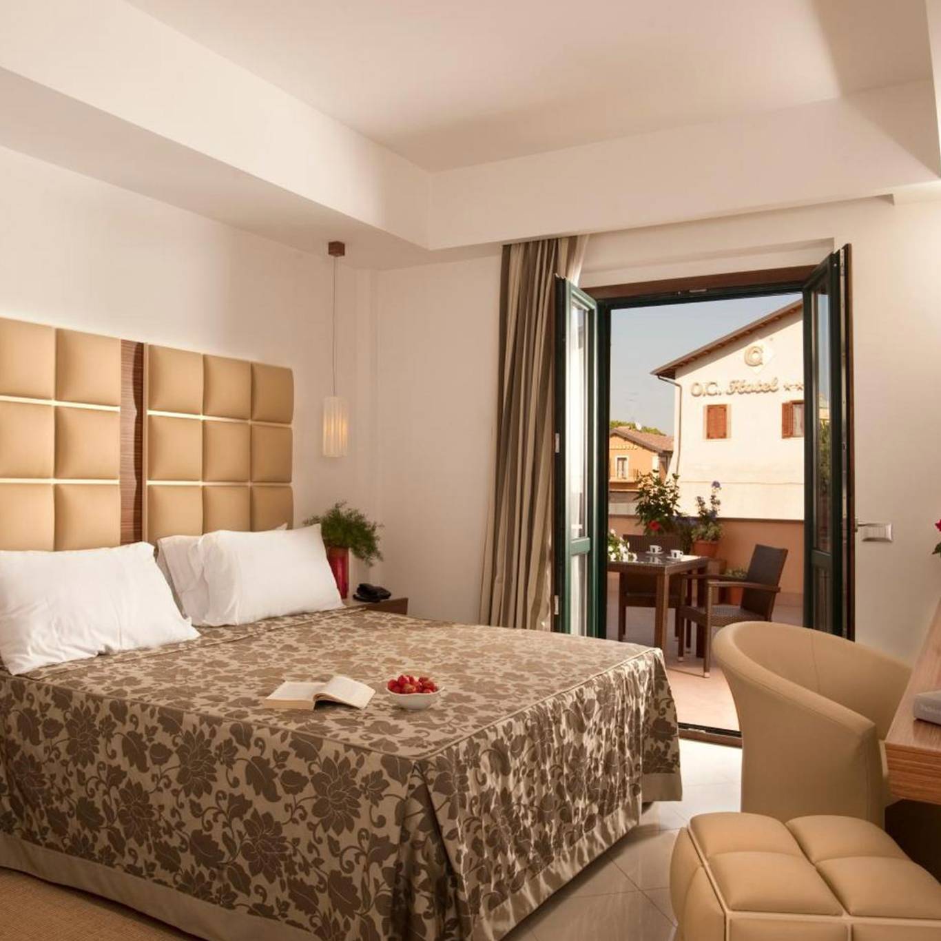 oc-hotel-roma-Camera oc-hotel-roma-Camera