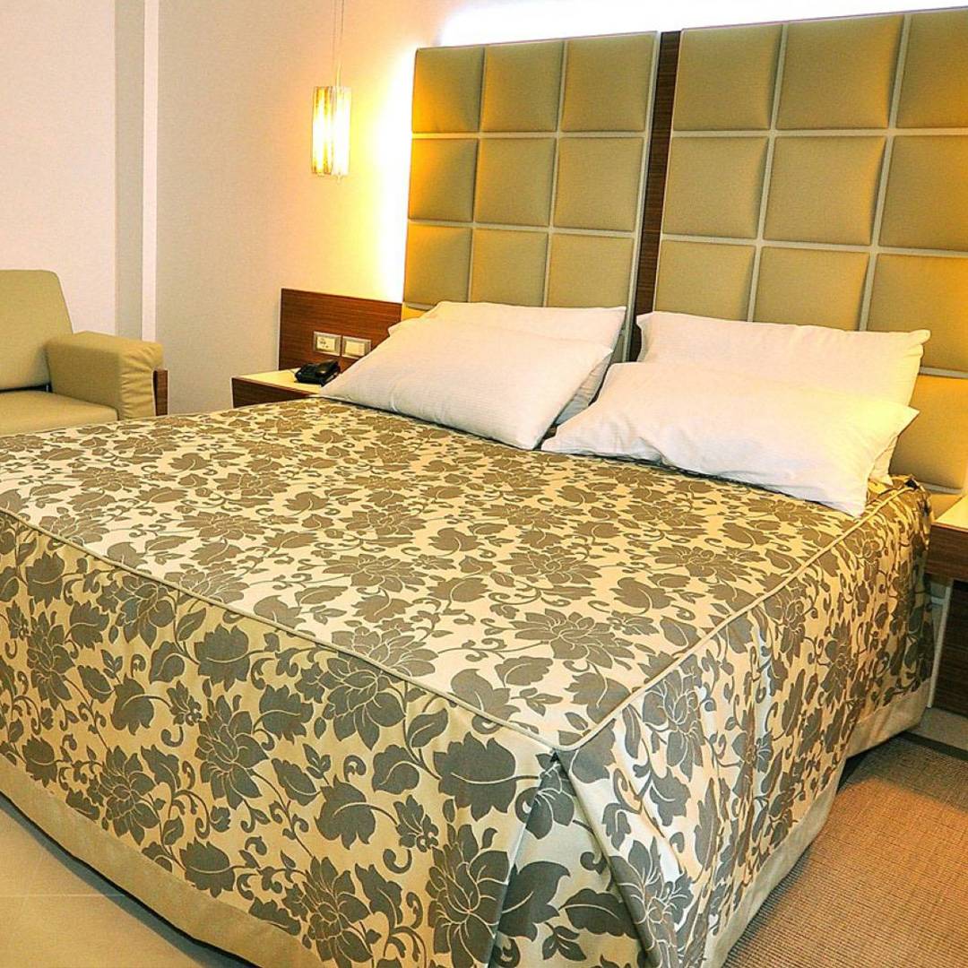 oc-hotel-roma-square-camera-tripla oc-hotel-roma-square-camera-tripla